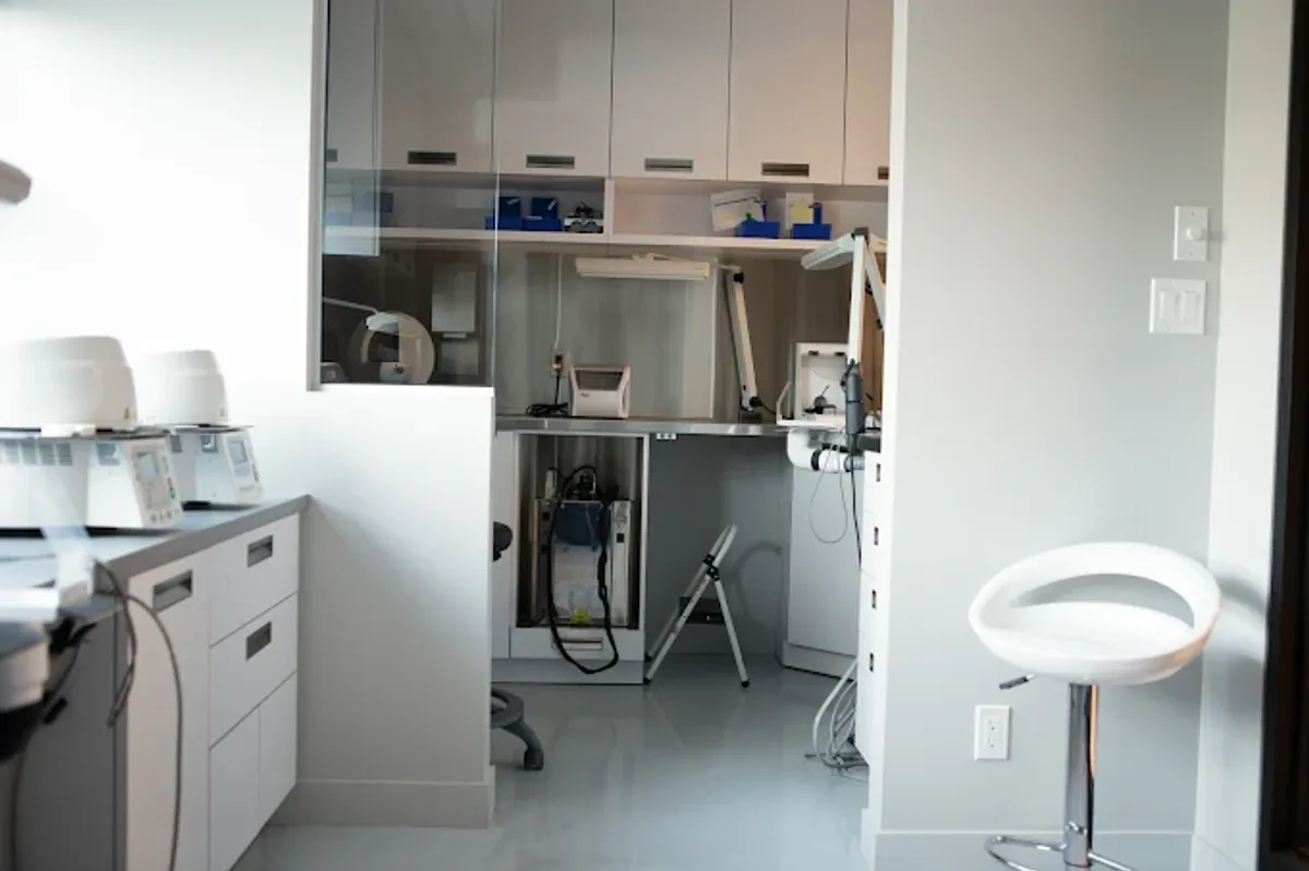 Cliniques Dentaires 3