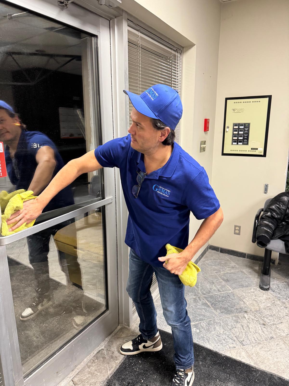 Équipe professionnelle 3